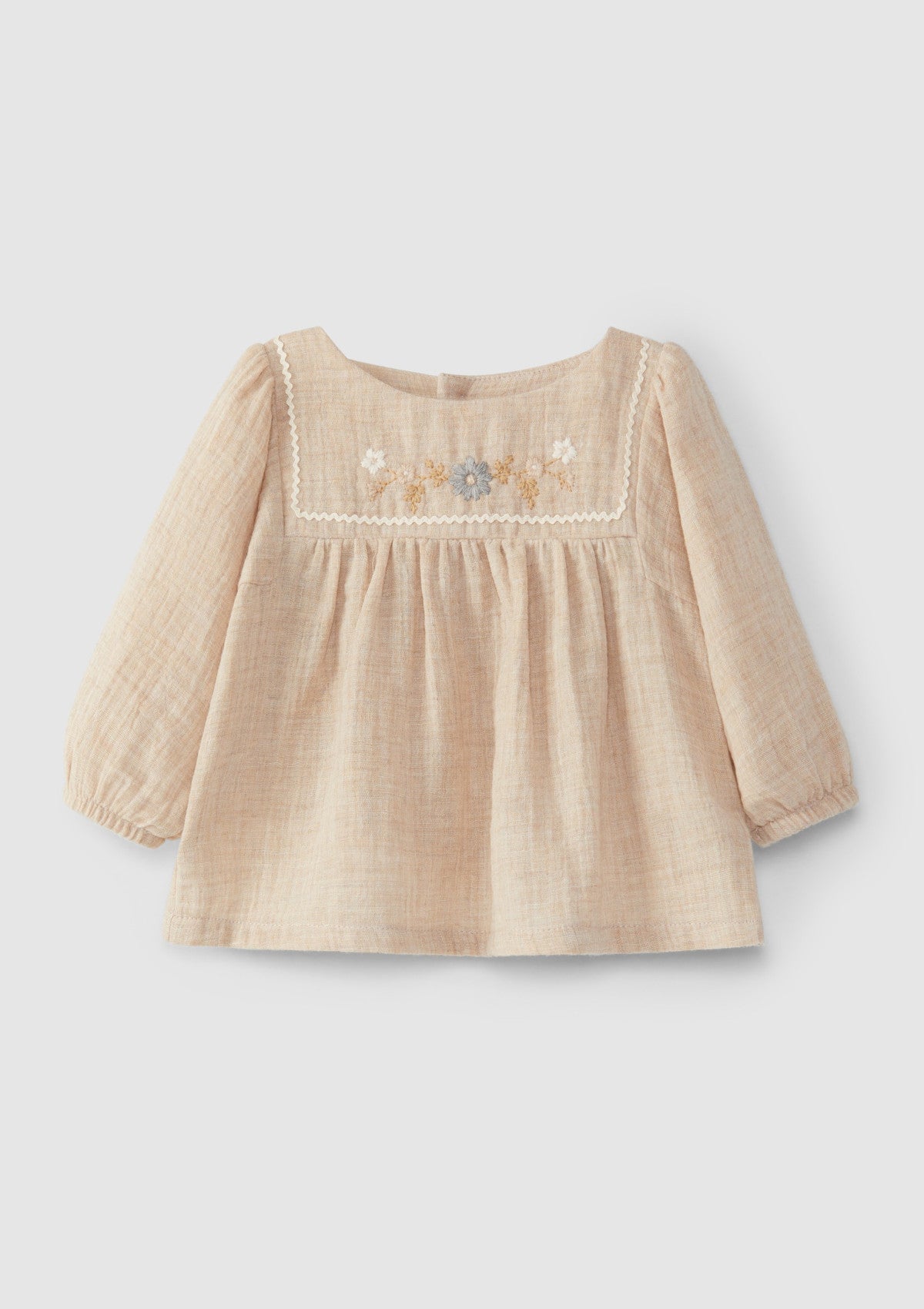 Blusa com bordado fio de lã - SNUG