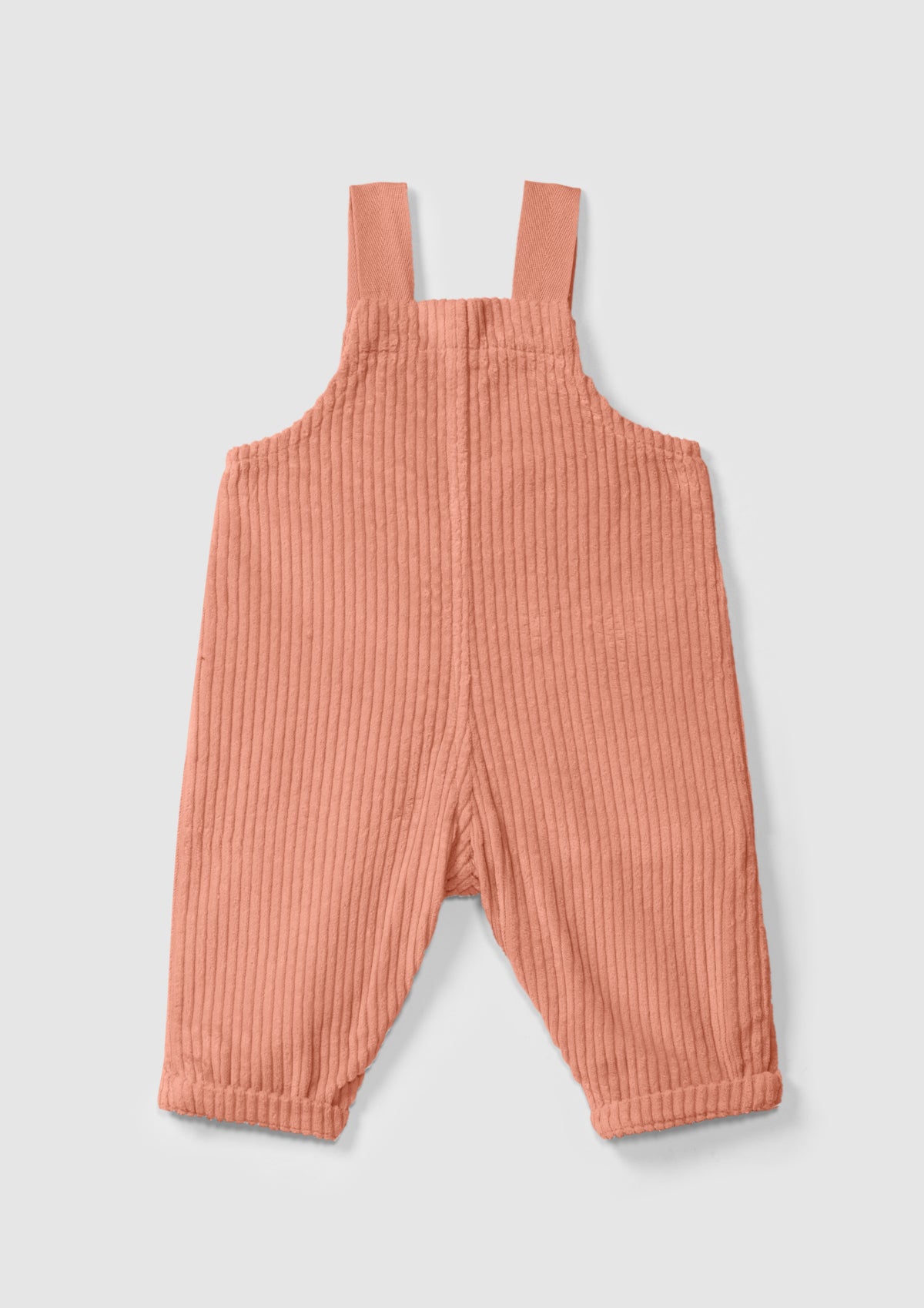 Jardineiras em veludo canelado com bolso coração - SNUG