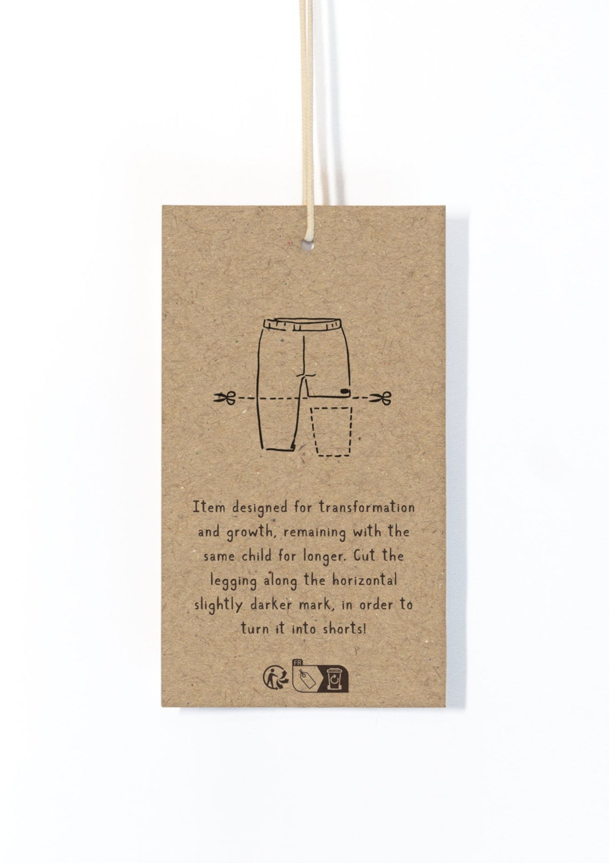 Calça com botão de coco decorativo - PLAYUP