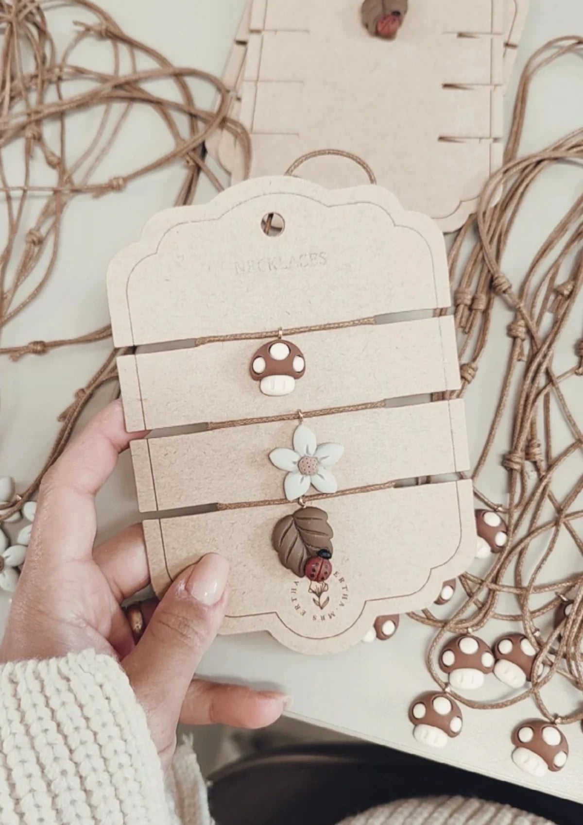 Pack de 3 Colares - Cogumelo + Flor + Folha - Mrs Ertha