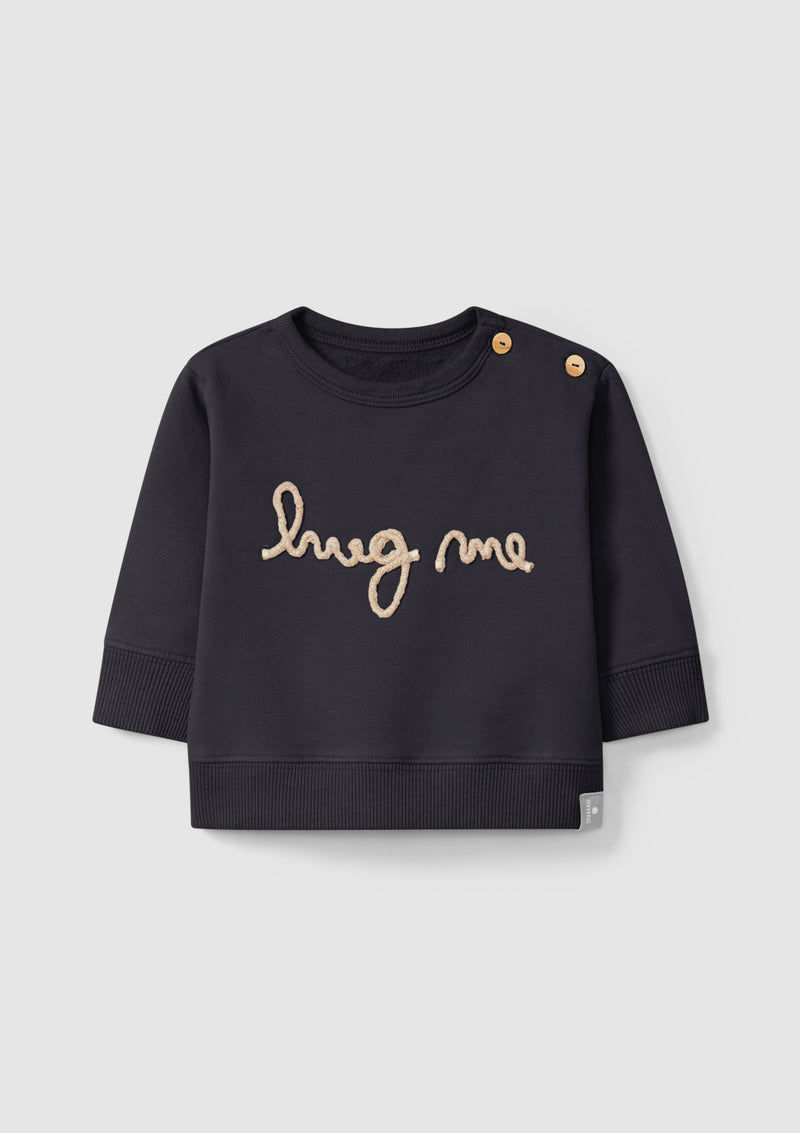 Sweat "hug me"