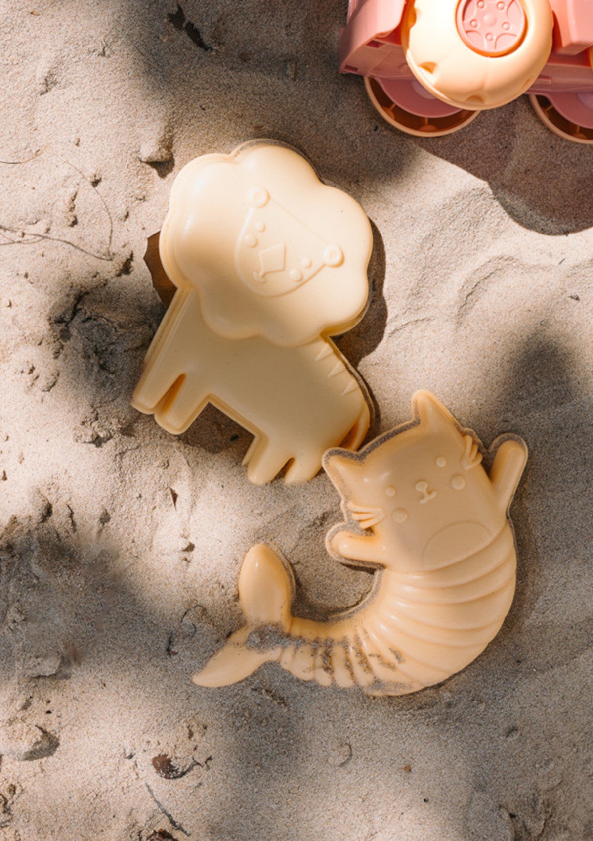 Conjunto de brinquedos de praia com animais selvagens - Monnëka