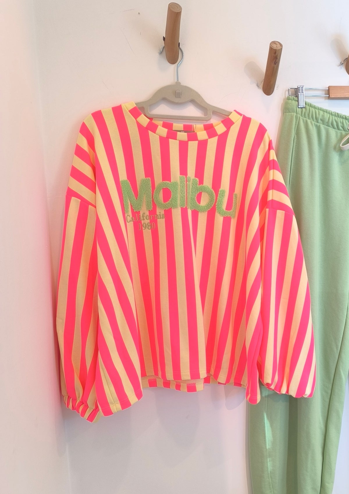 MALIBU SWEATSHIRT - SAYBOHO