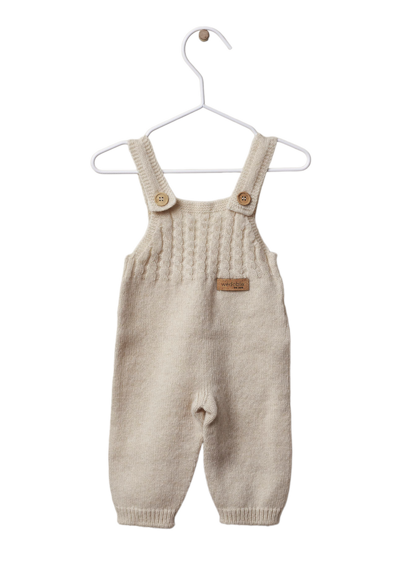 Cable knit dungarees | LOVING WINTER - WEDOBLE