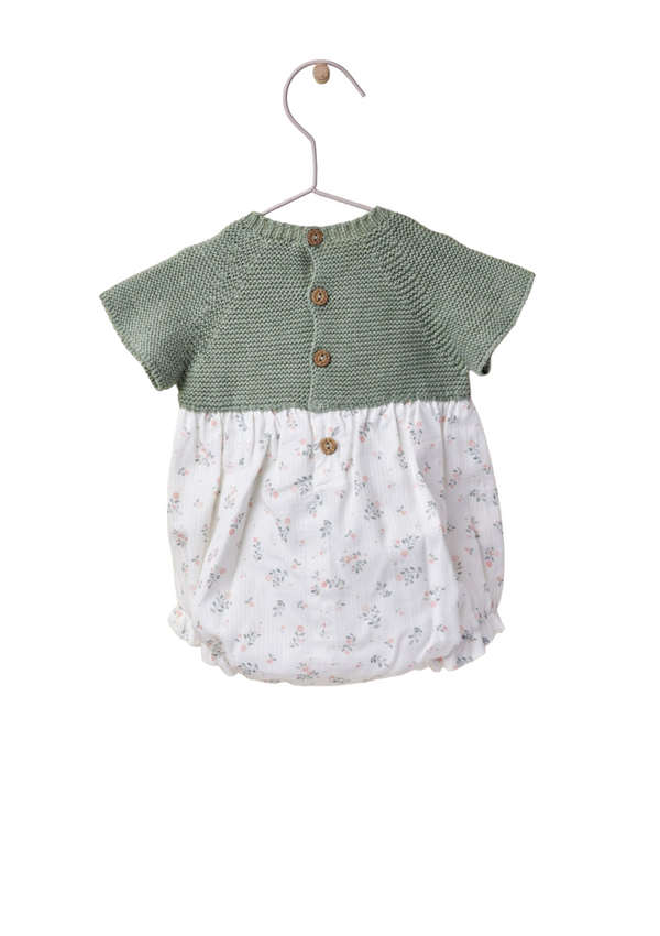 Short sleeved shortie with a delicate poppy print | SOFT - WEDOBLE